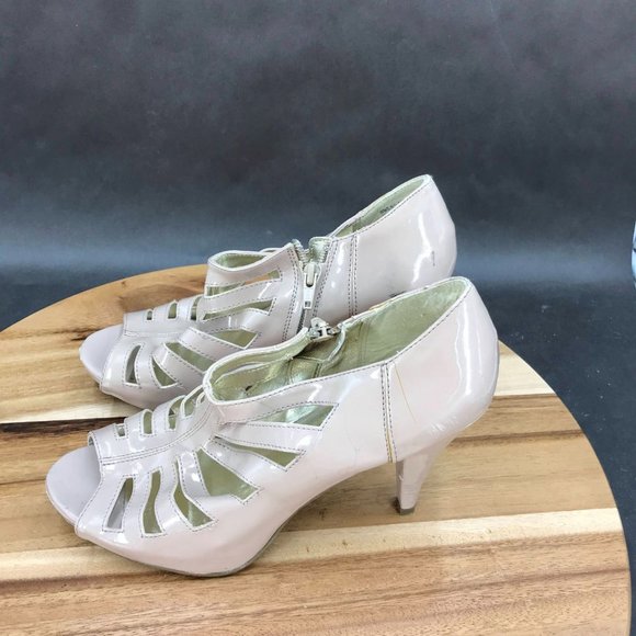 Apt. 9 Beige Faux Leather Cutout Peep Toe Zip Up Pumps Heels Womens Size 8.5 - Picture 4 of 12